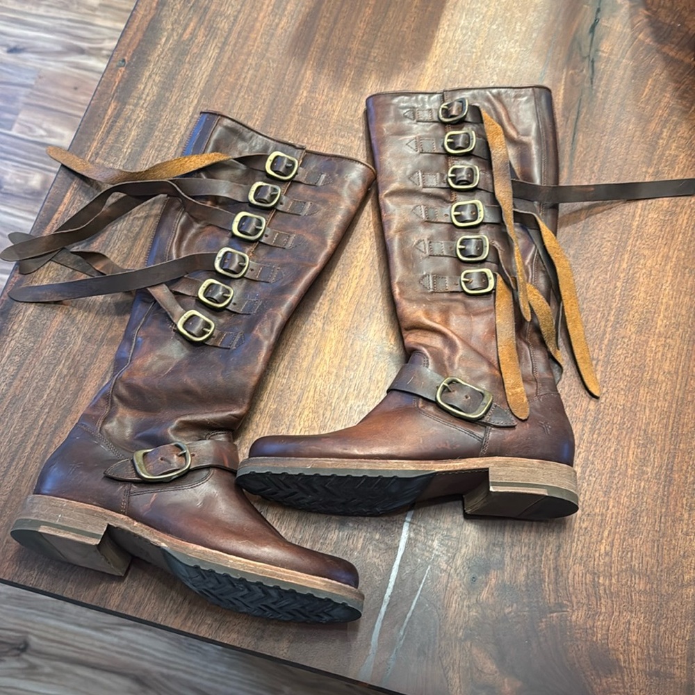 Women’s FRYE tall boots